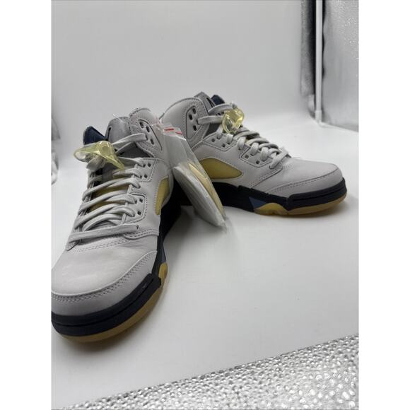 Size 5 - A Ma Maniére x Air Jordan 5 Retro Dawn W - Picture 1 of 5